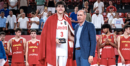 BERKE BÜYÜKTUNCEL U18 AVRUPA ŞAMPİYONASI’NDA ALL-STAR 5'E SEÇİLDİ