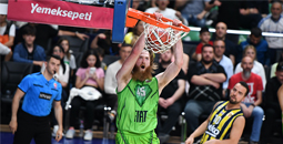 Play-off Çeyrek Final 2. Maç l Tofaş - Fenerbahçe Beko