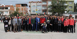 TOFAŞLI SPORCULAR HÜRRİYET ANADOLU LİSESİ`NDE ÖĞRENCİLERLE BULUŞTU