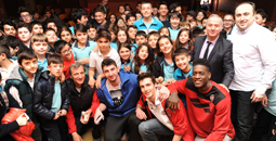 TOFAŞ'IN GENÇLERİ KOÇ ORTAOKULU'NDA SÖYLEŞİYE KATILDI