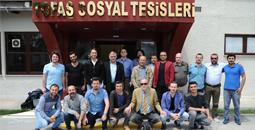 TOLGA ÖNGÖREN VE ORHUN ENE PLAY-OFF ÖNCESİNDE BURSALI BASIN MENSUPLARIYLA BİR ARAYA GELDİ