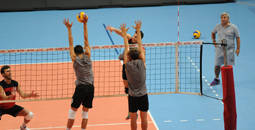 TOFAŞ VOLEYBOL TAKIMI SEZONA HAZIR
